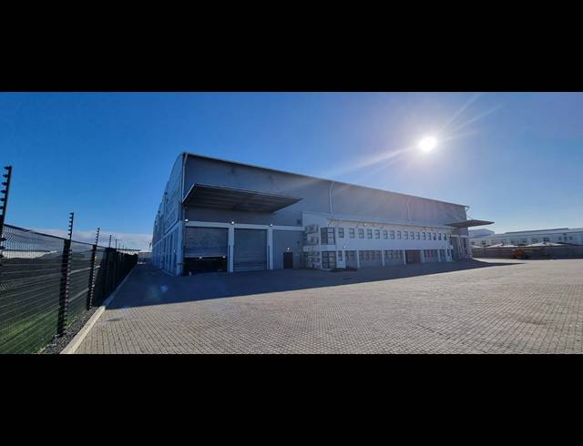 5,846M² WAREHOUSE TO LET IN AIRPORT INDUSTRIA